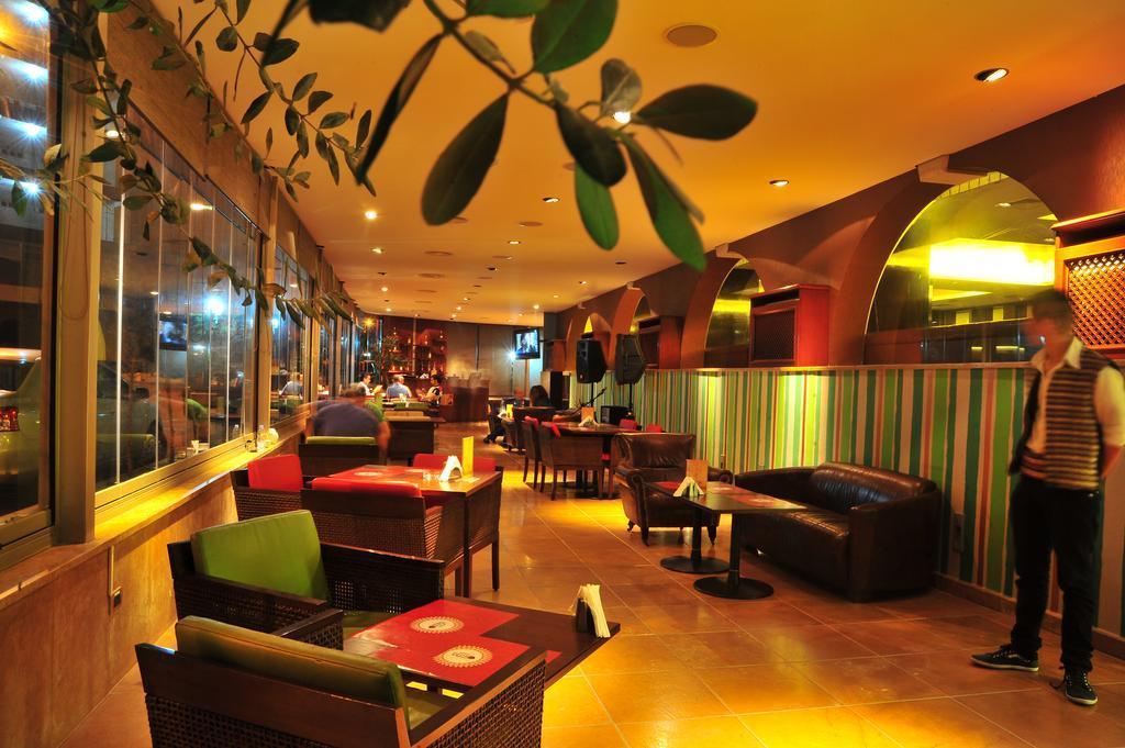 Lancaster Raouche Hotel Beirut