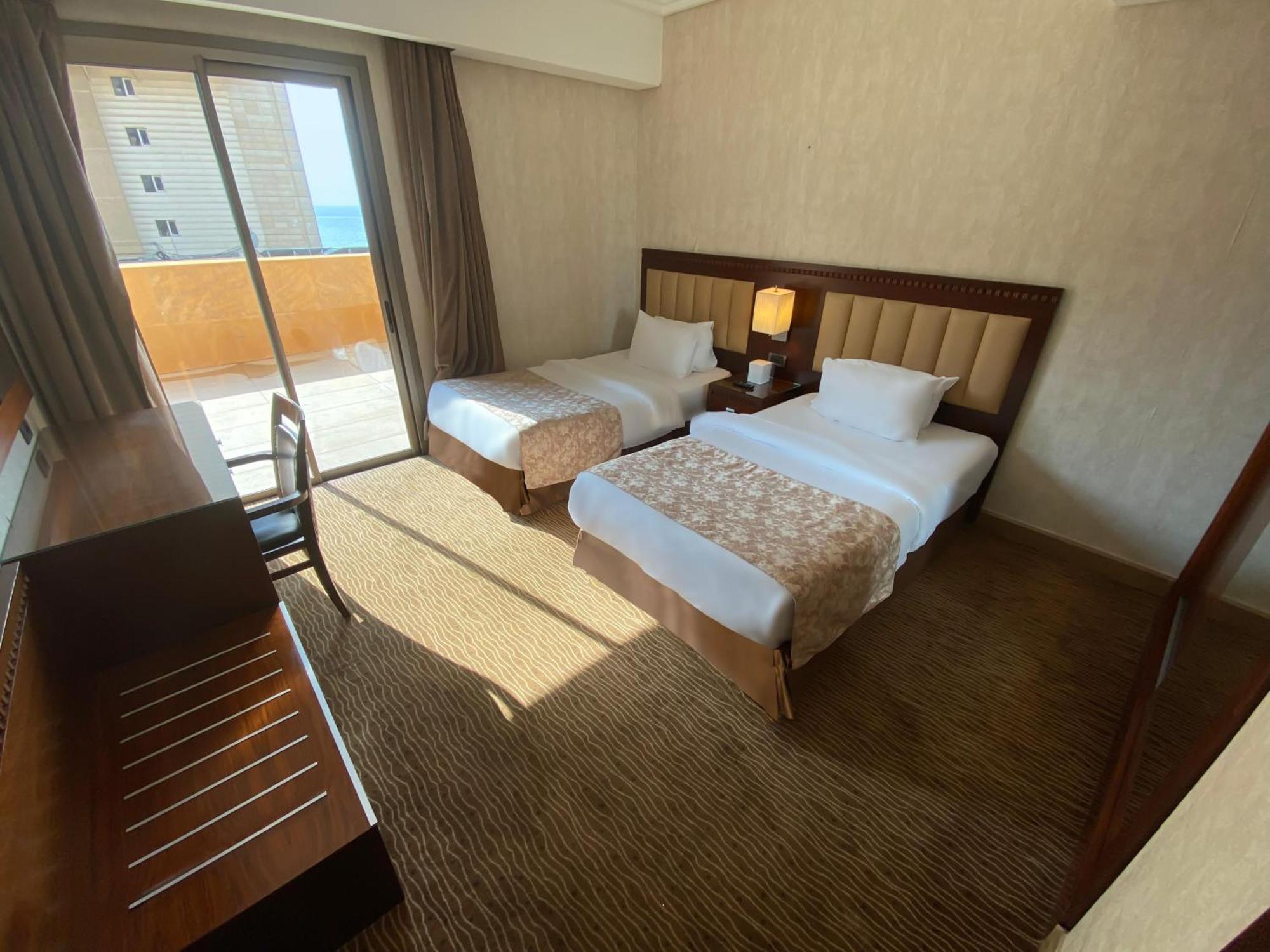 Lancaster Raouche Hotel