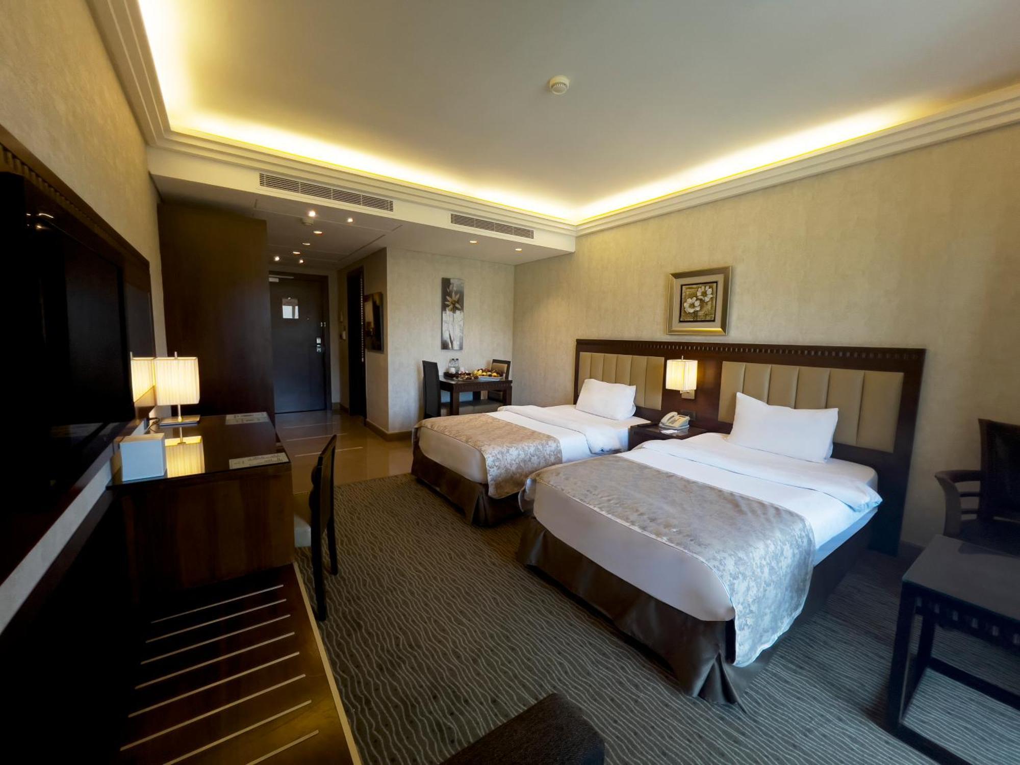 Lancaster Raouche 4* Beirut