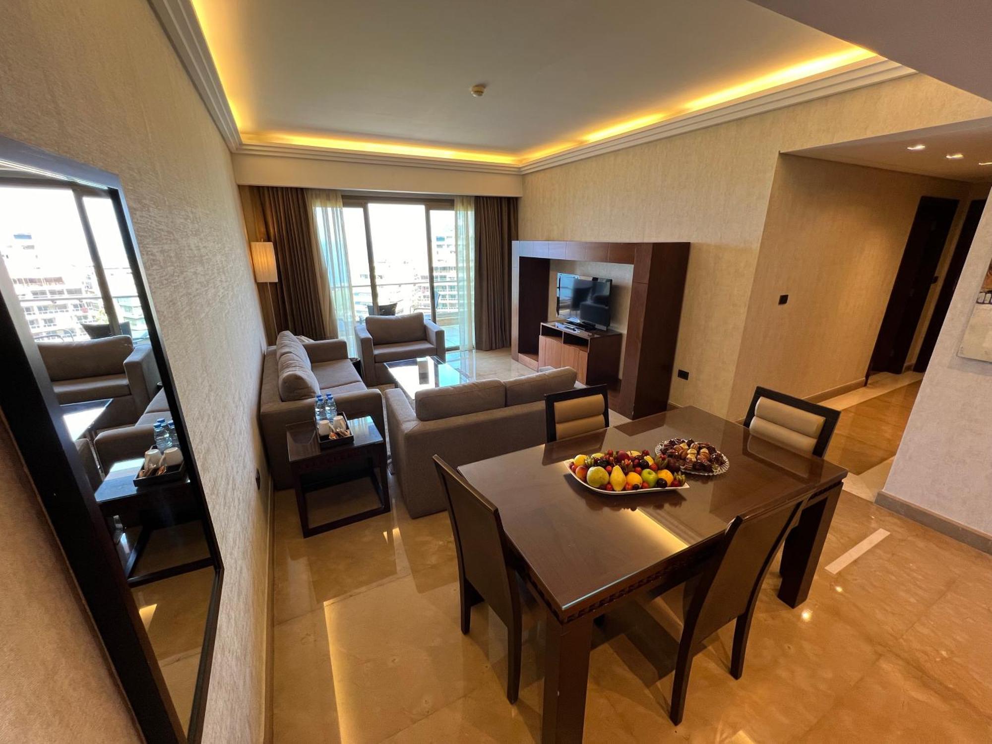 Lancaster Raouche Hotel 4*