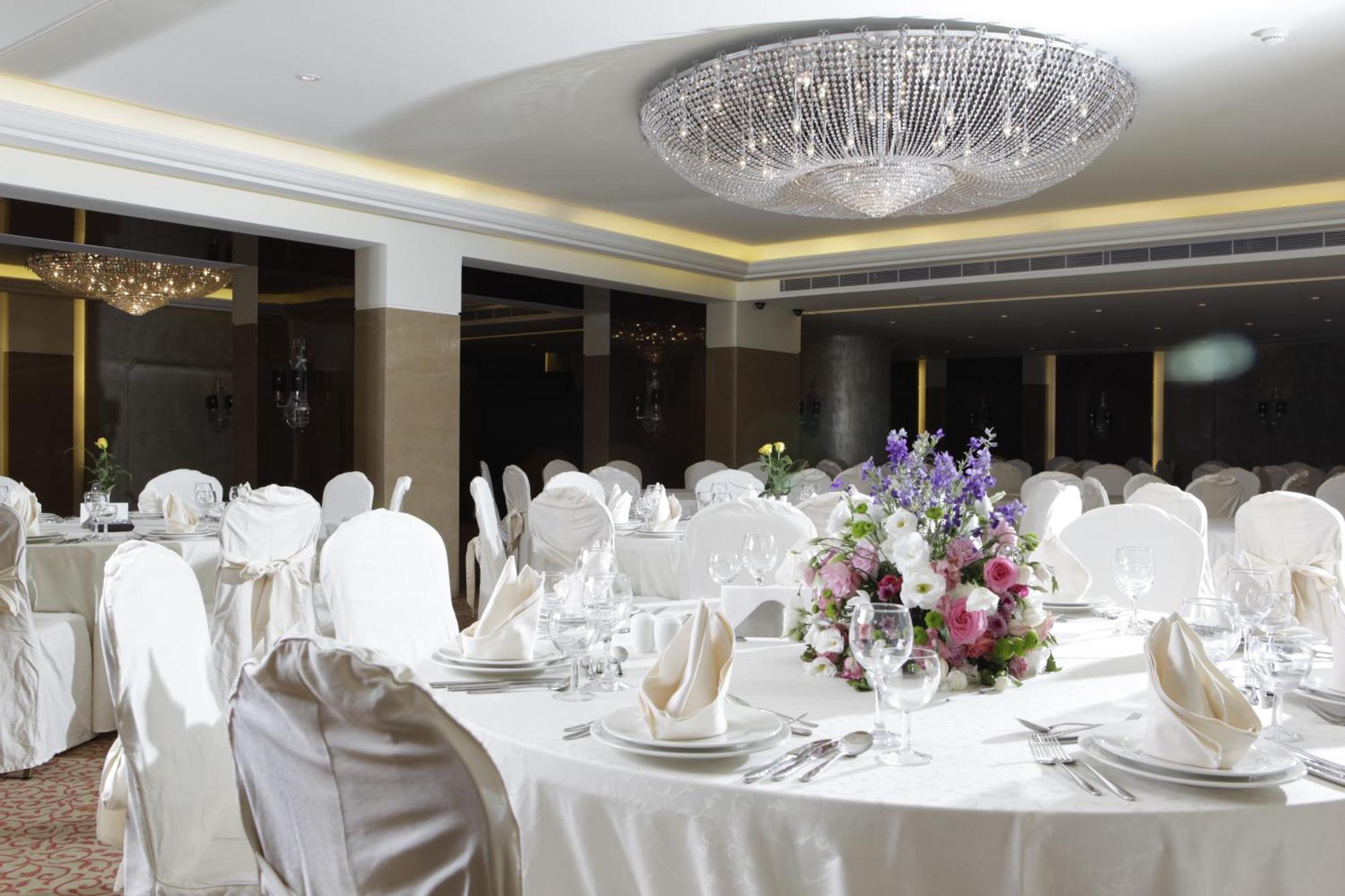Lancaster Raouche Beirut