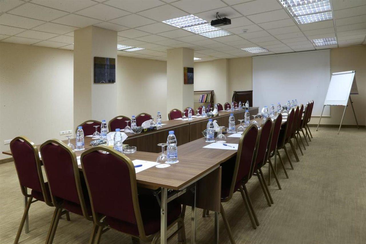 Hotel Lancaster Raouche Beirut